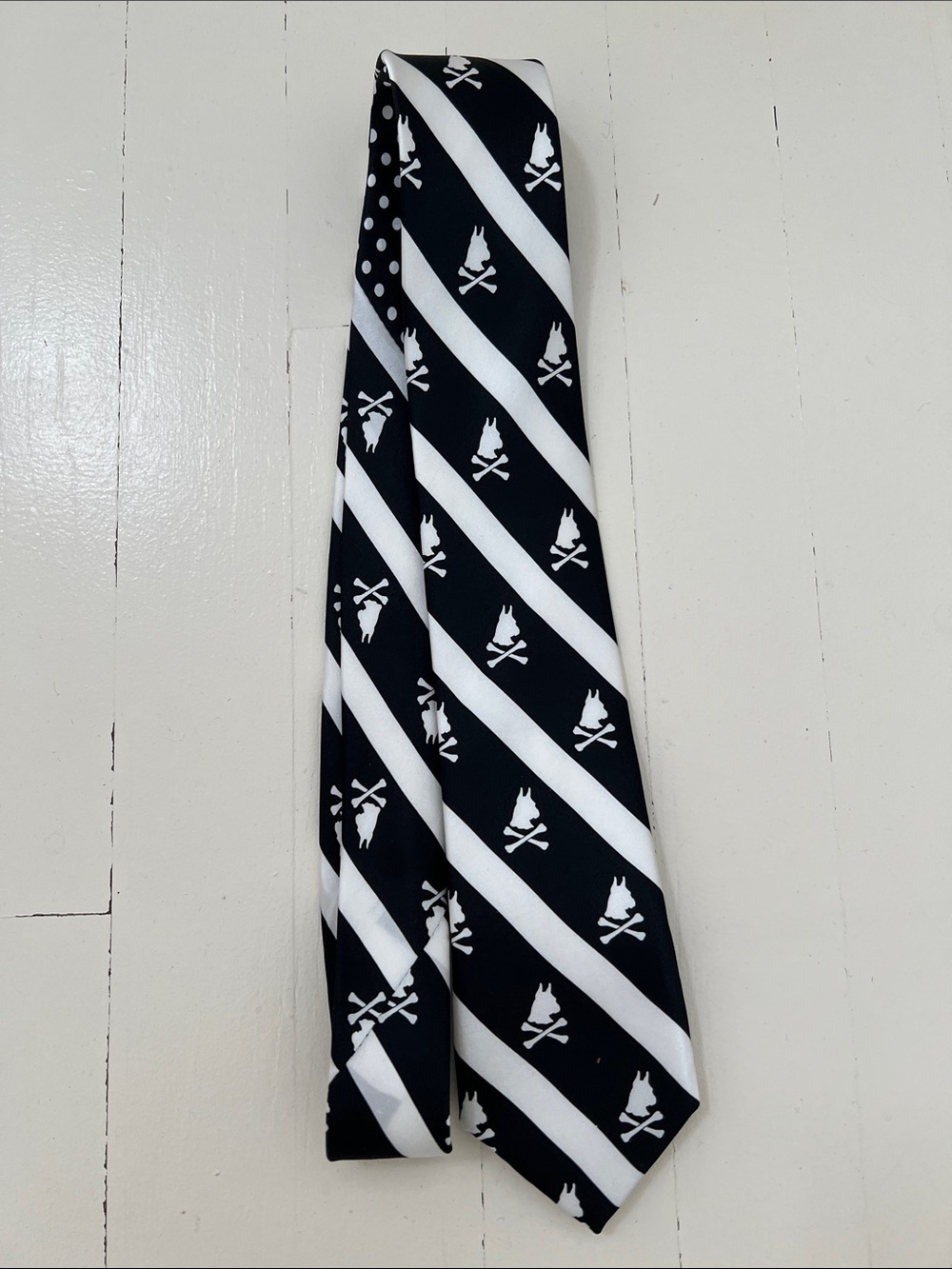 Nick Graham Dog & Crossbones Mixed Print Silk Tie